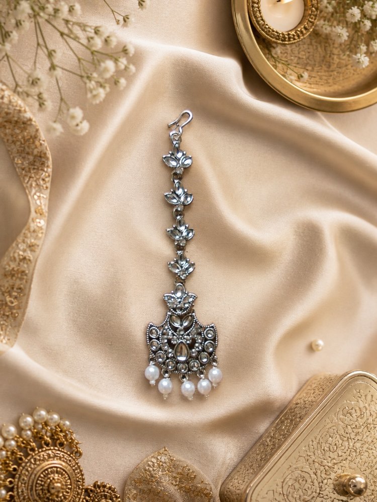 Kundan tikka