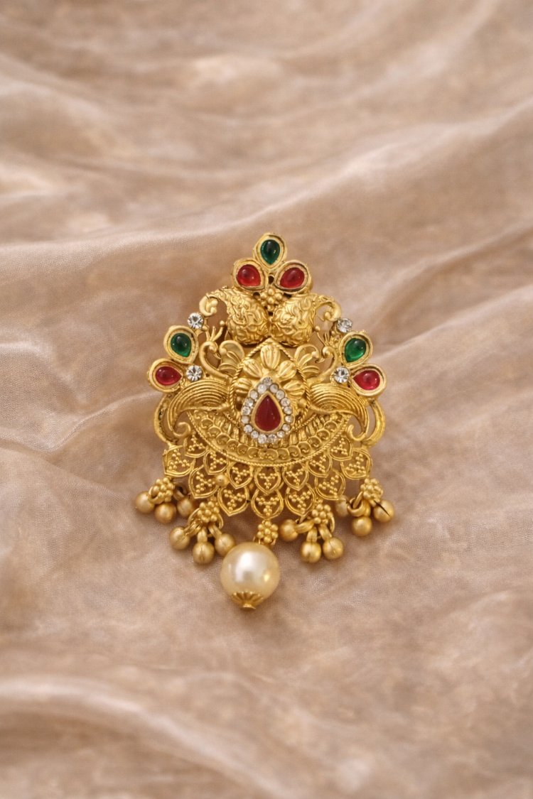 Antik gold broş