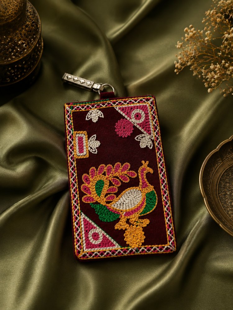 Nakışlı telefon çantası kartlık