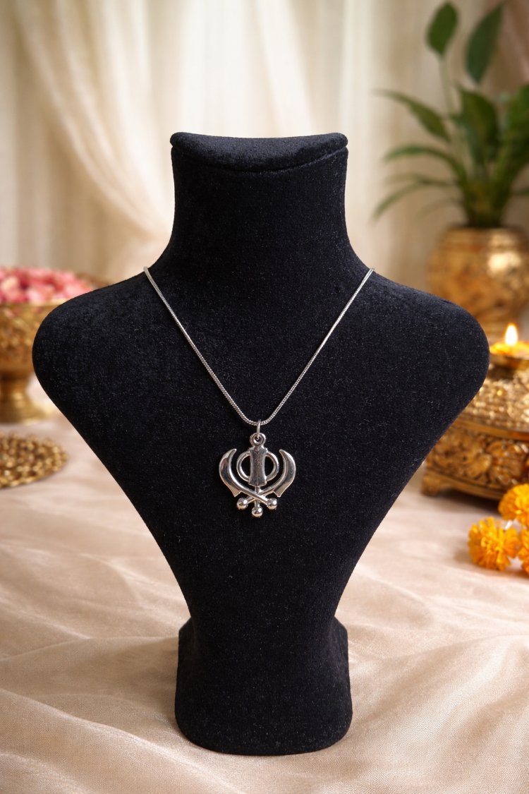 khanda kolye