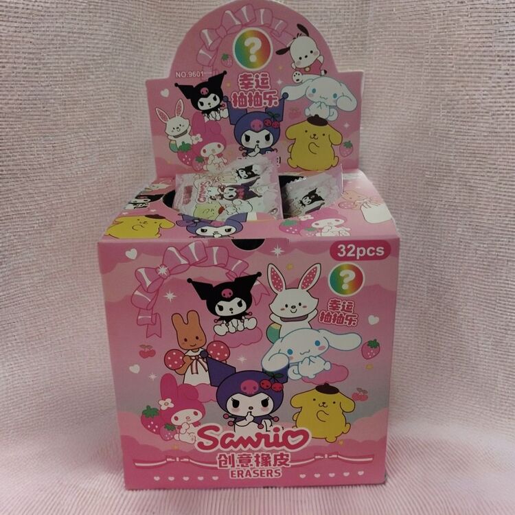 Sanrio Sürpriz Figür Silgi