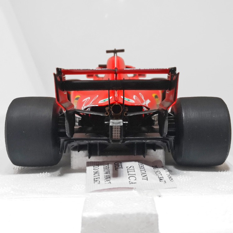 Ferrari SF71-H (2018) Vettel 1:18 BBR