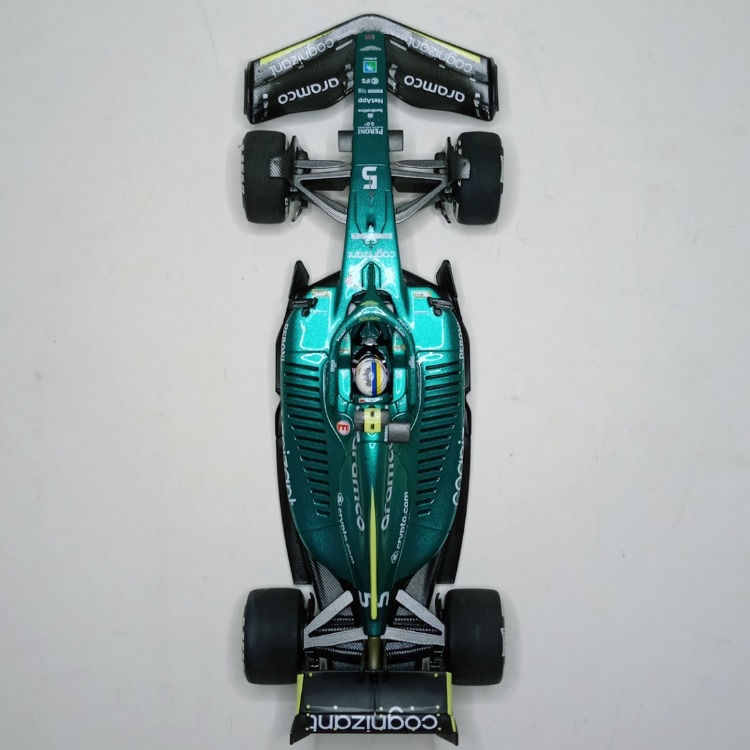 Aston Martin AMR22 (2022) Vettel