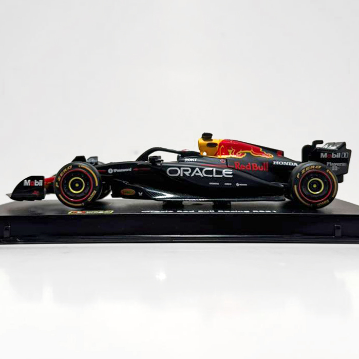 Red Bull RB21 (2025) Verstappen