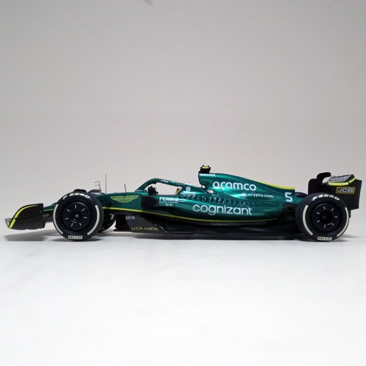 Aston Martin AMR22 (2022) Vettel