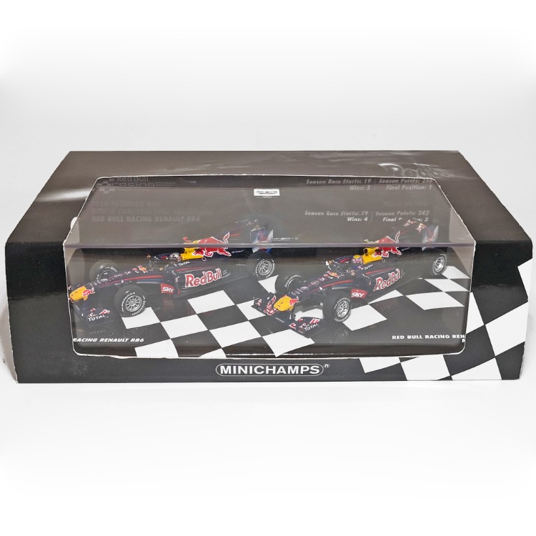 Red Bull RB6 (2010) Minichamps 2'li set