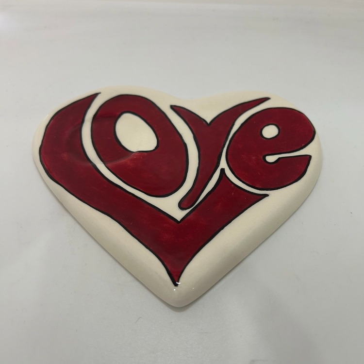 Çini - Kalp formunda fincan altlığı - çay tabağı - LOVE