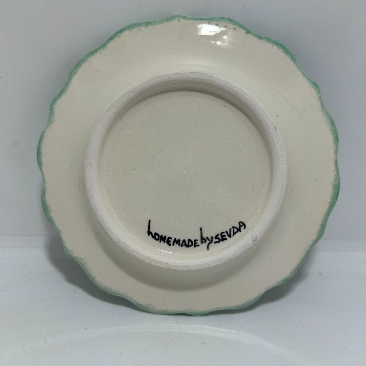 Çini - M harfli - kıvrımlı tabak