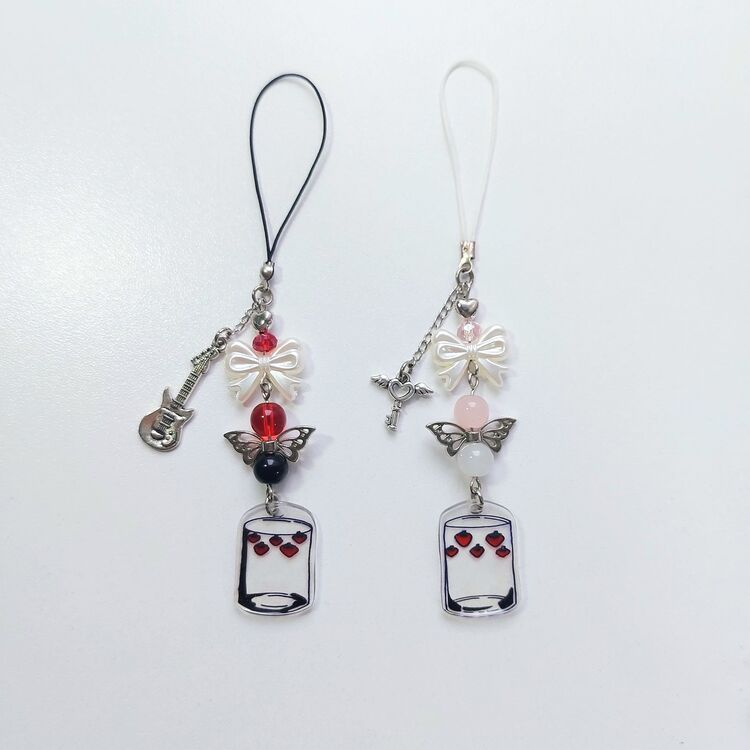 nana hachi matchin phone charm