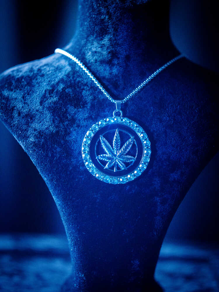 ICE-C "mari" SILVER PENDANT