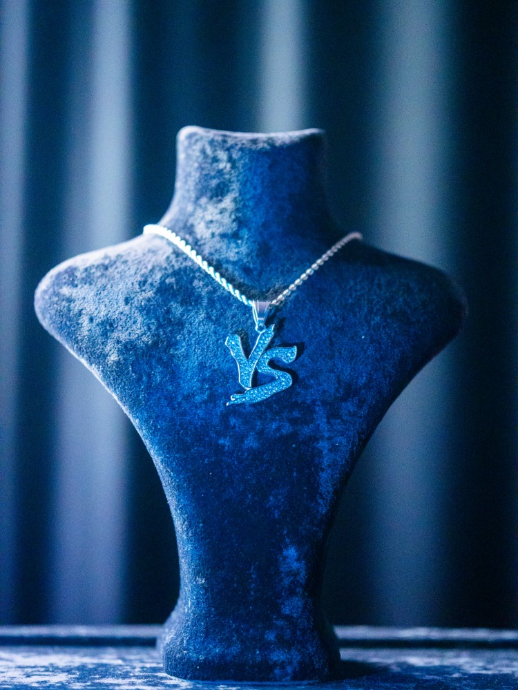 ICE-C "VERSUS" SILVER PENDANT