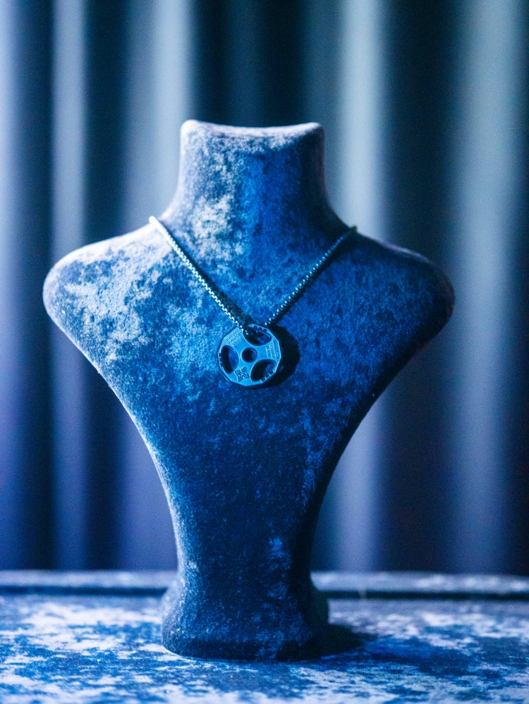 ICE-C "BENCH" BLACK PENDANT