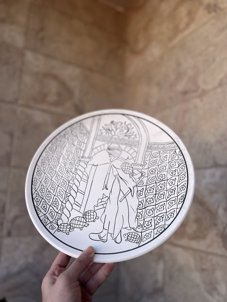Kaplumbağa terbiyecisi tahrikli tabak 30 cm 