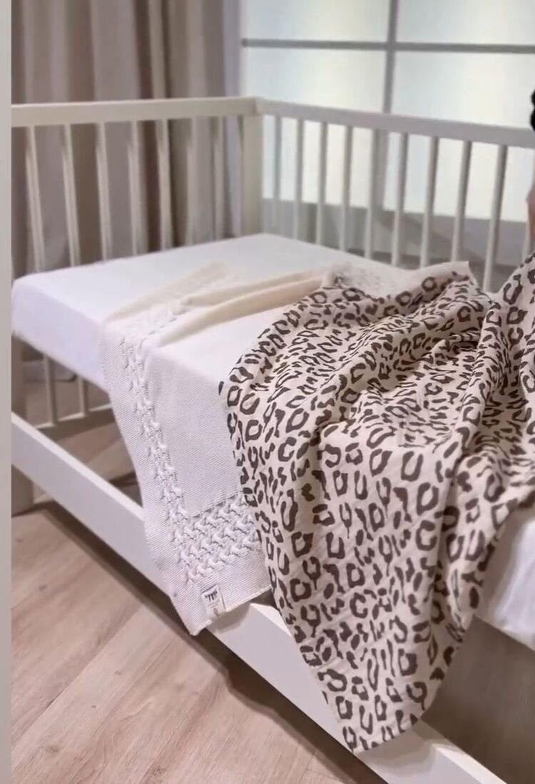 Müslin Bebek Battaniyesi +Triko Bebek Battaniye Seti