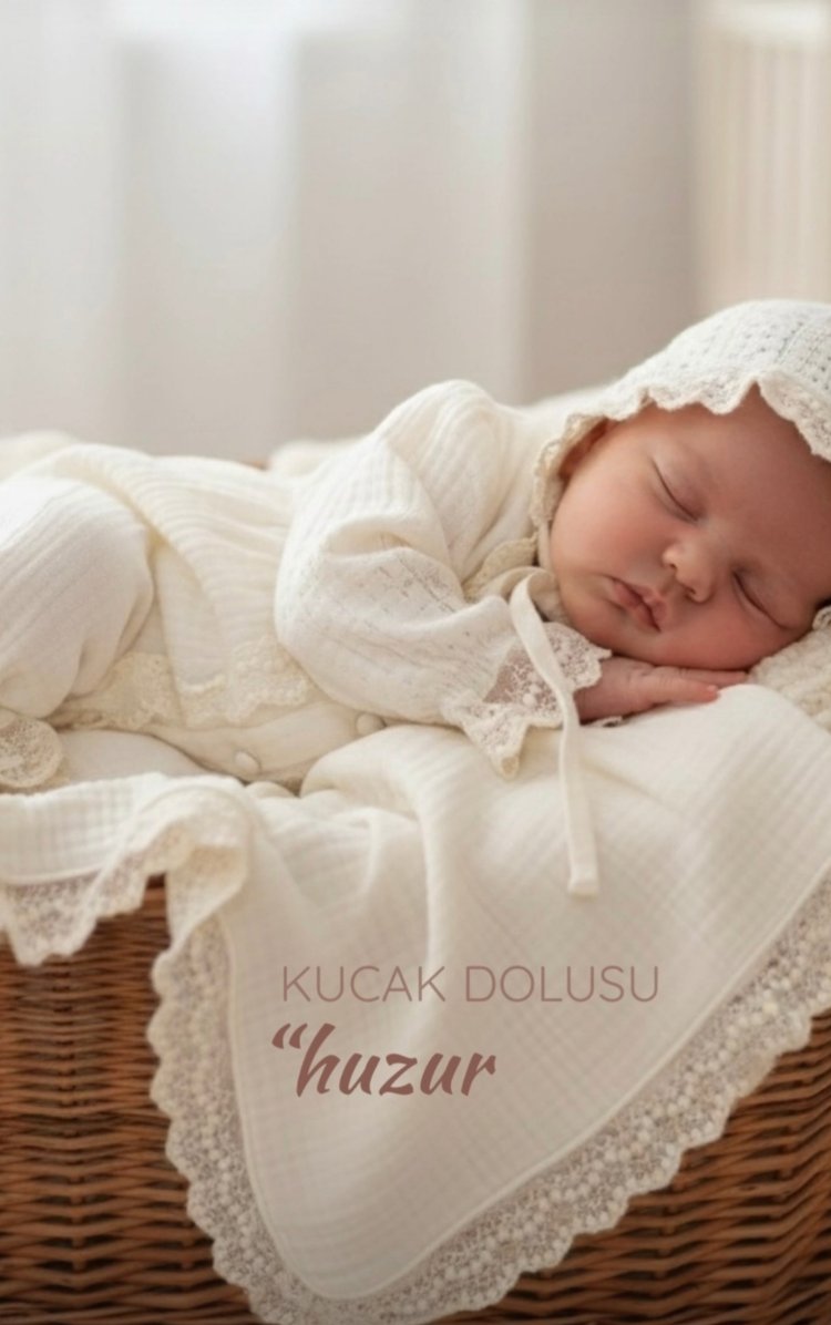 Müslin Kız Bebek Takım