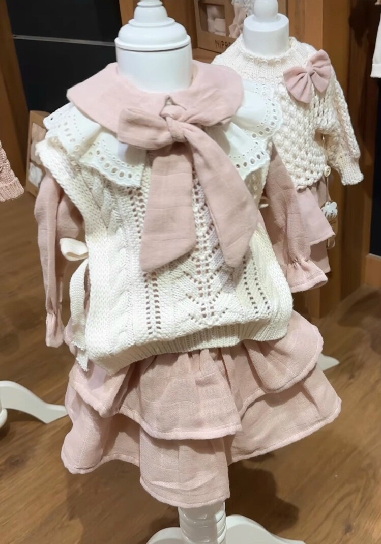 Triko Yelekli Müslin Bebek Takım