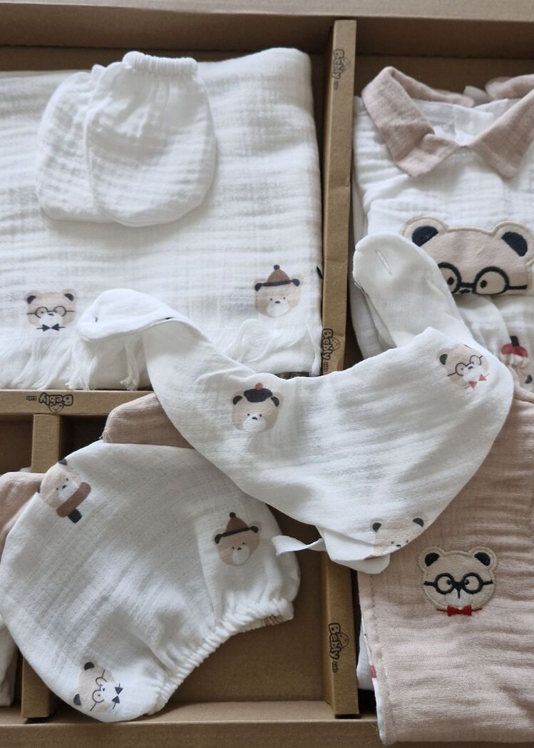 Müslin Bebek Hastane Çıkışı 