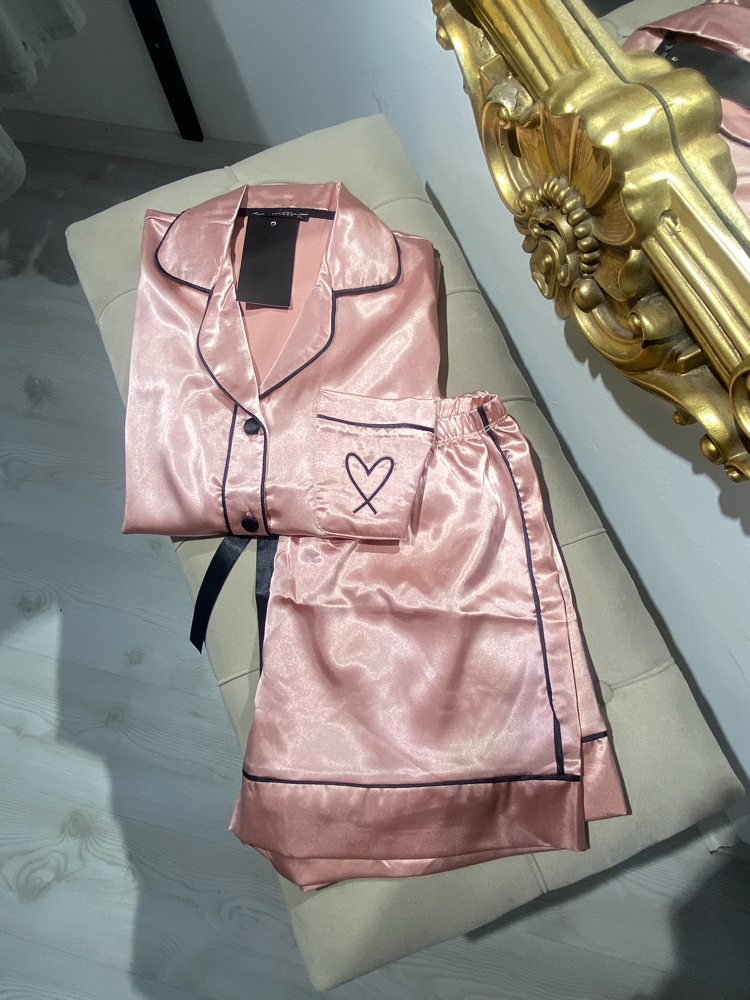 Saten Şortlu Pijama Takımı