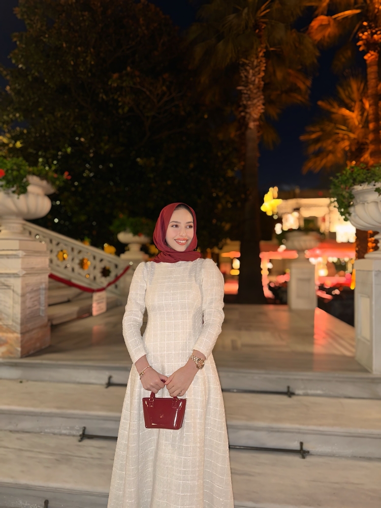 Tüvit Bacarat elbise(kırık beyaz)