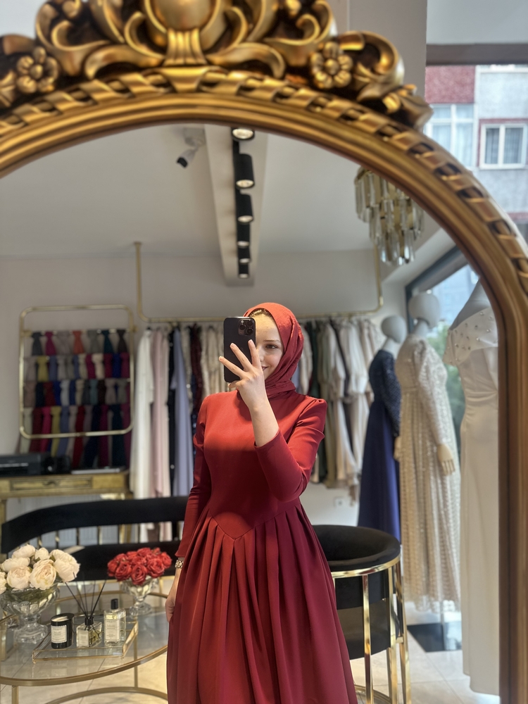 LARİN ELBİSE (kırmızı)