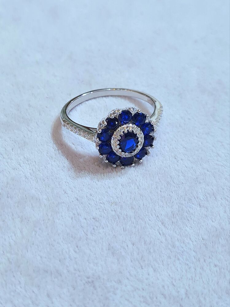 safir çiçek yüzük