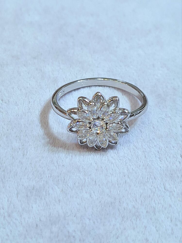 zirkon lotus yüzük