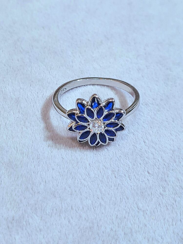 lotus safir yüzük
