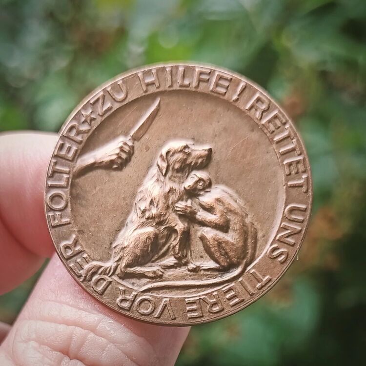 B.H.Mayer Hayvan Hakları Bronz Rozet