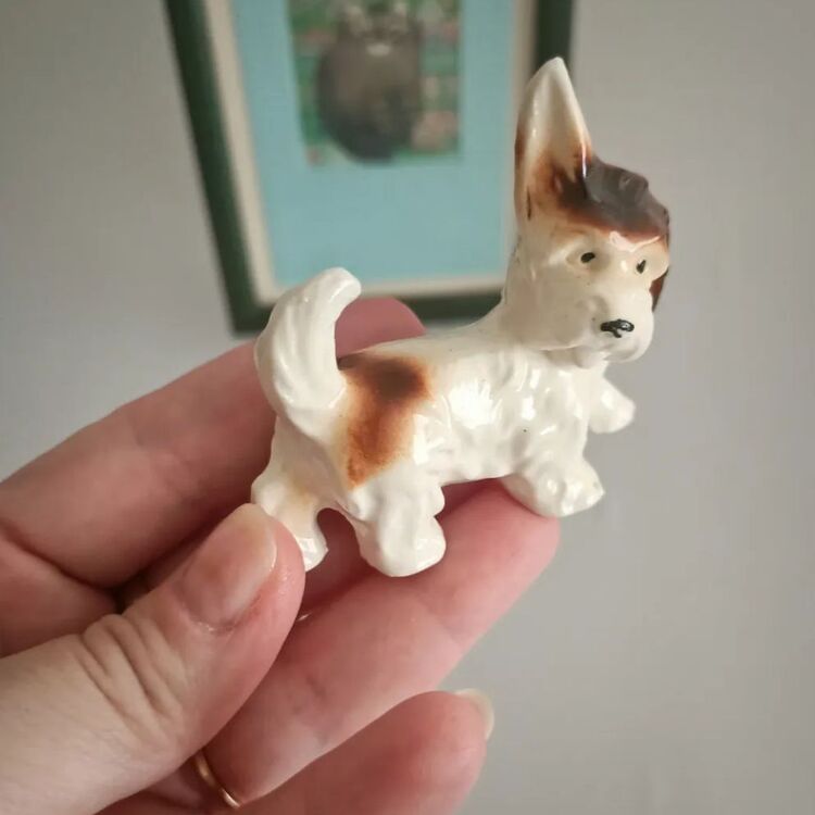 Vintage Porselen Terrier Biblo