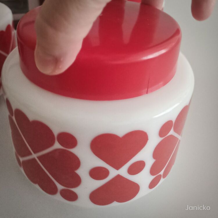 Kusurlu Opal GDR Kavanoz