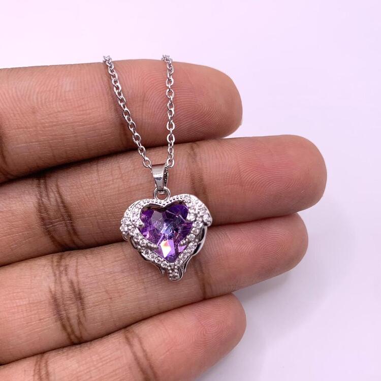 Romantik Kalp Mor Taşlı Kolye