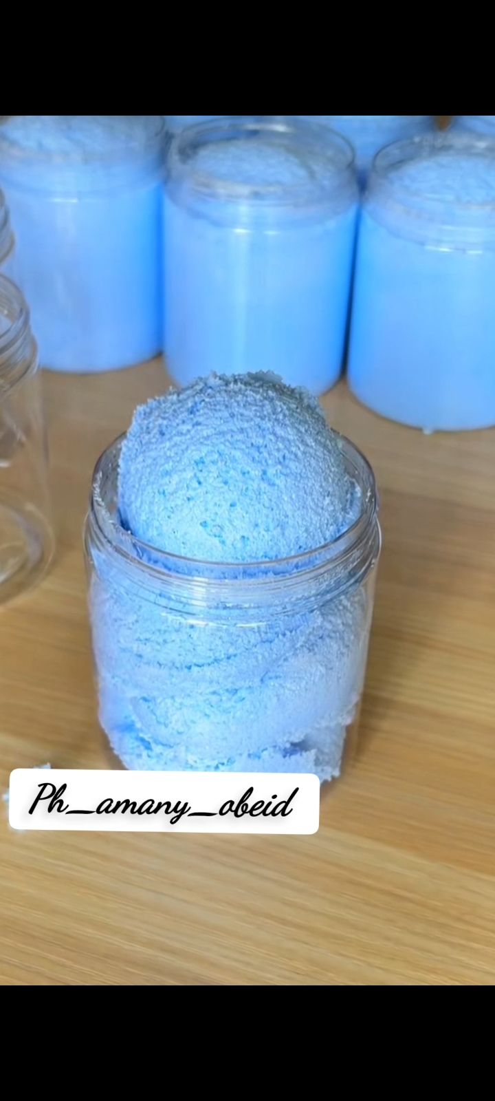 Mavi çivit scrub