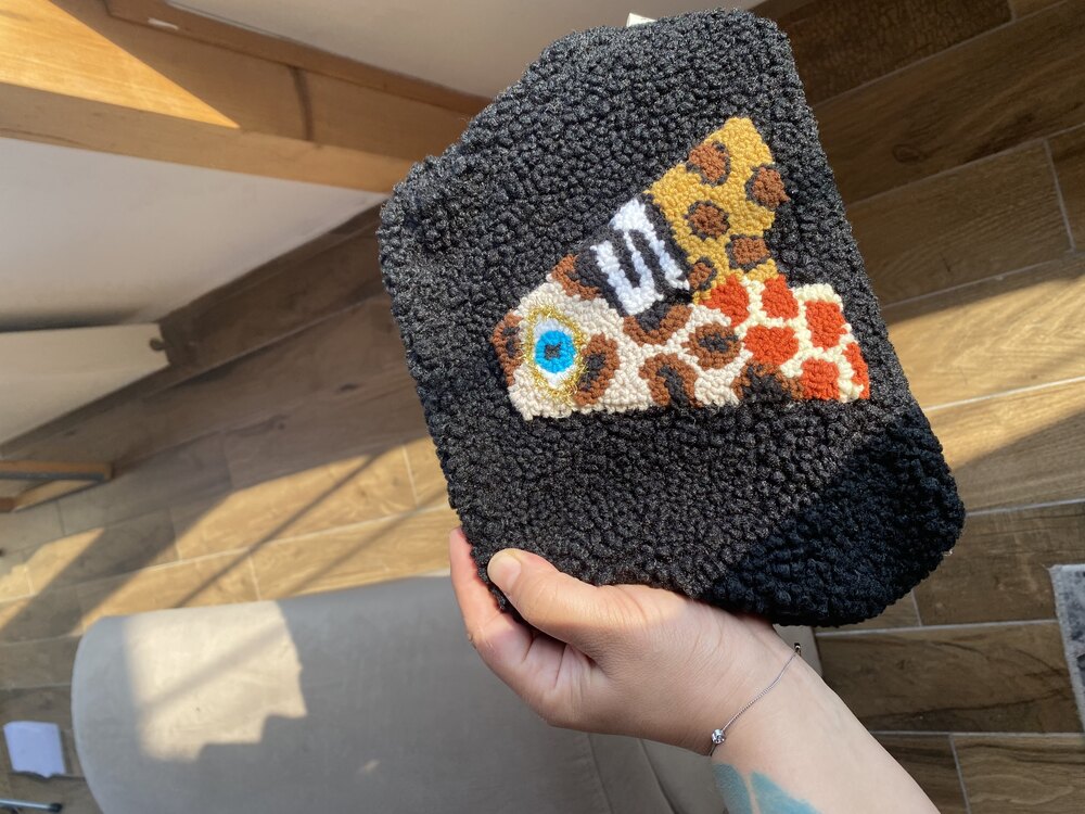 TEDDY CLUTCH