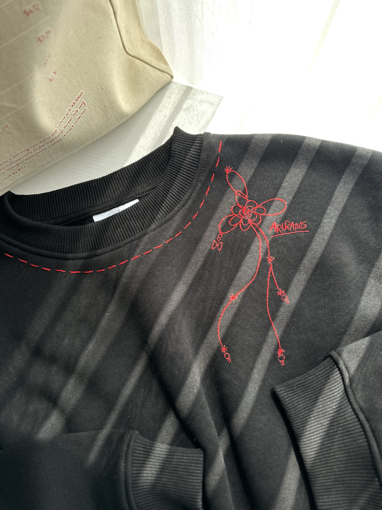 Arirang Knot Sweatshirt