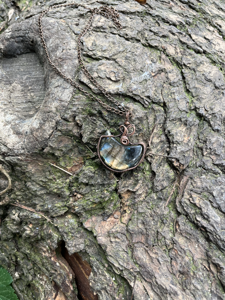 Labradorite Kolye