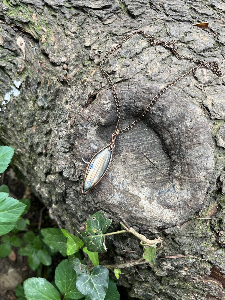 Labradorite Kolye