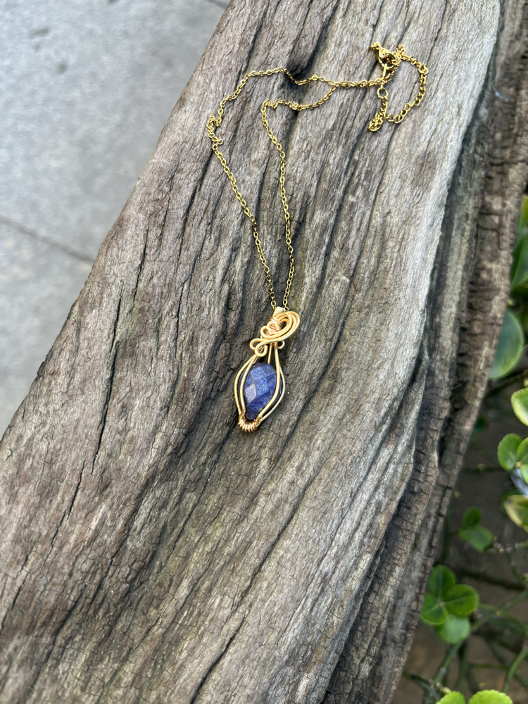 Lapis Lazuli Kolye