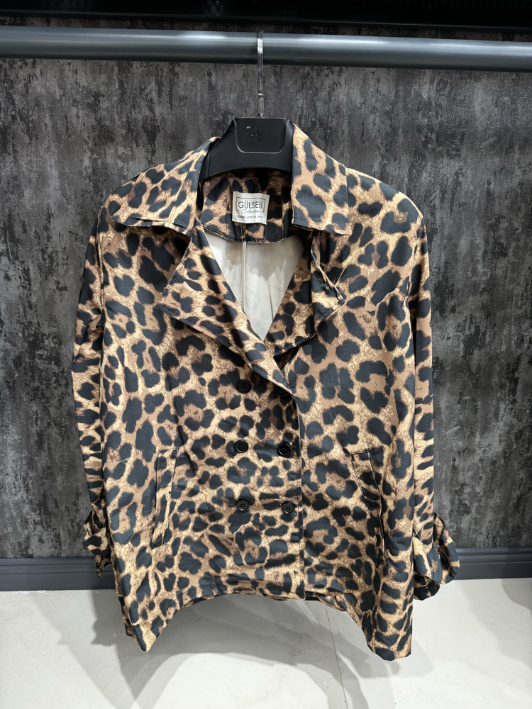 Leoparlı Trençkot