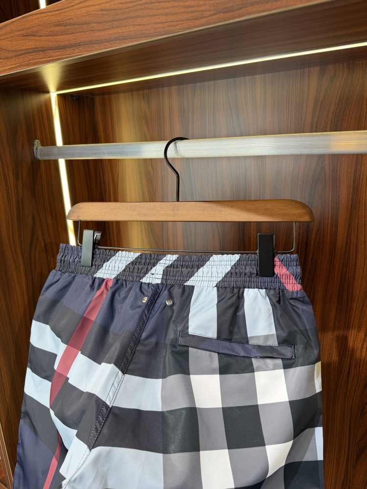 Burberry Premium Deniz Şortu  T-1