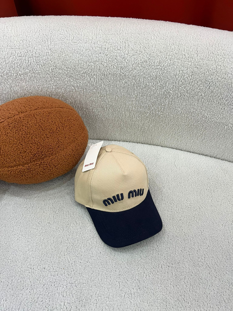 Miu Miu Şapka