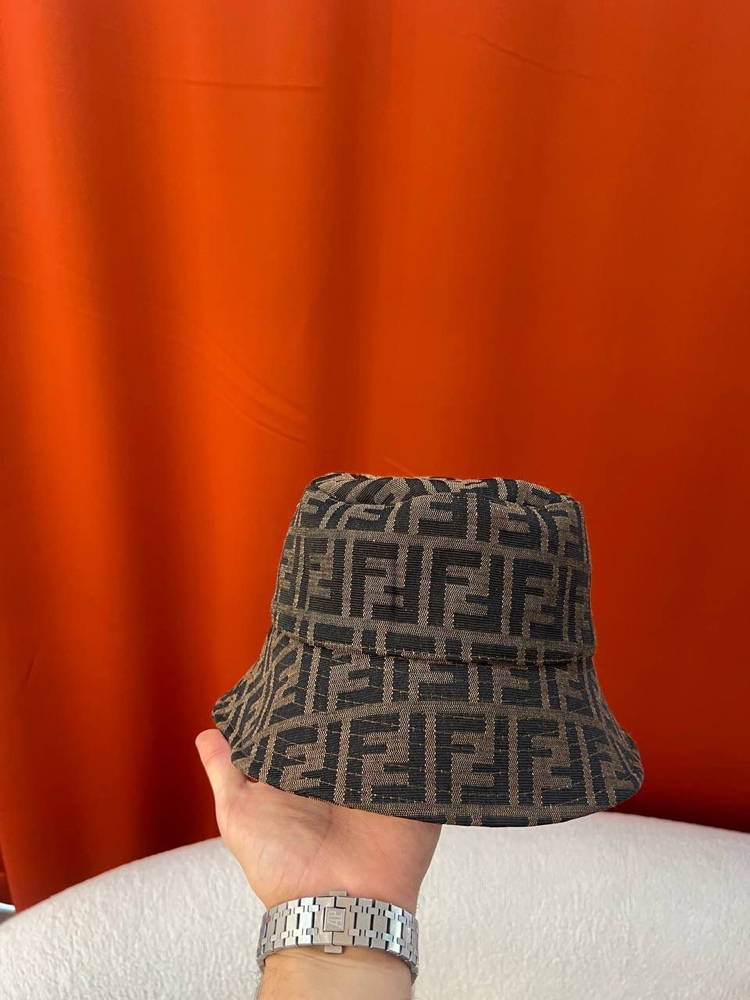 Fendi Fötr Şapka