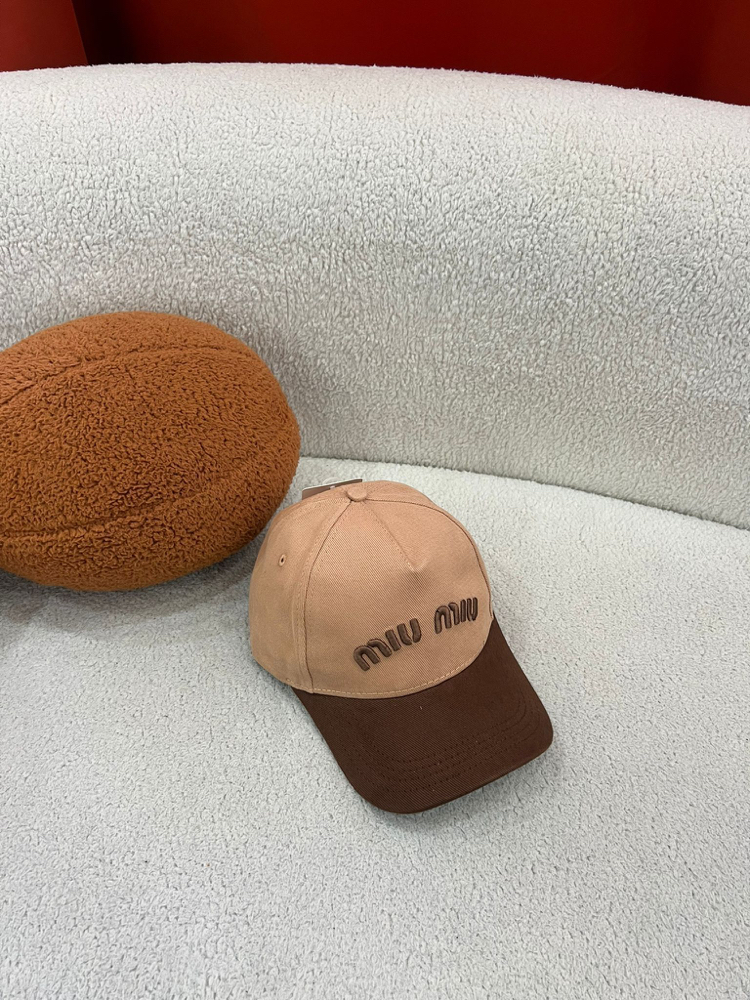 Miu Miu Şapka