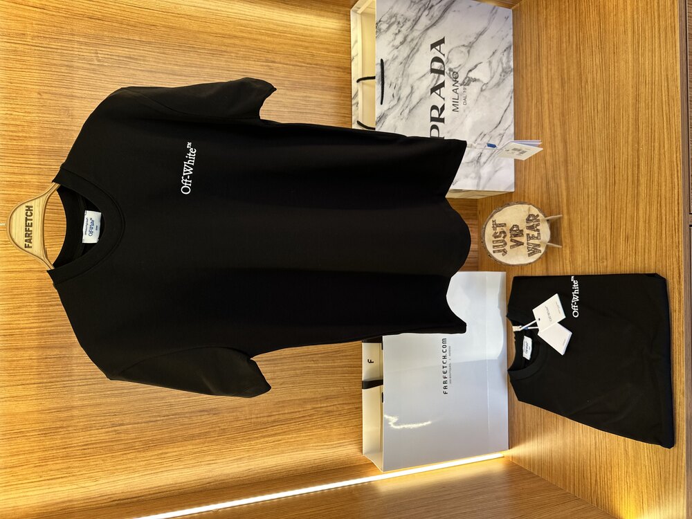 Off White T-shirt