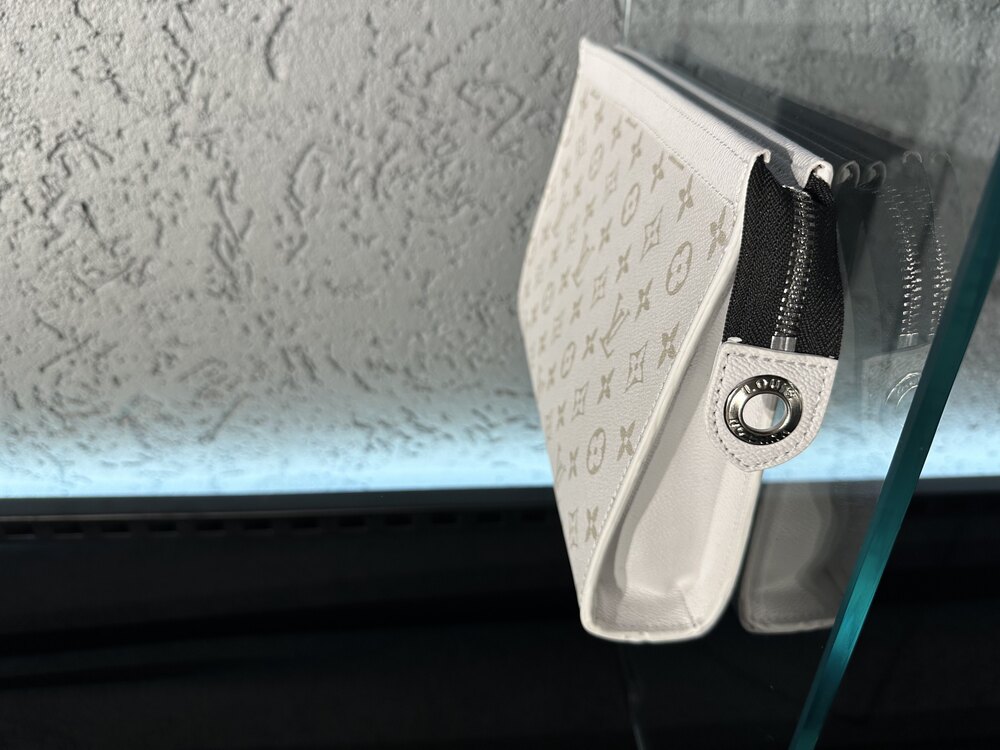 Louis Vuitton Premium Portföy El çantası 