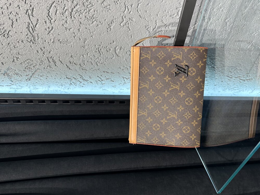 Louis Vuitton Portföy El Çantası 