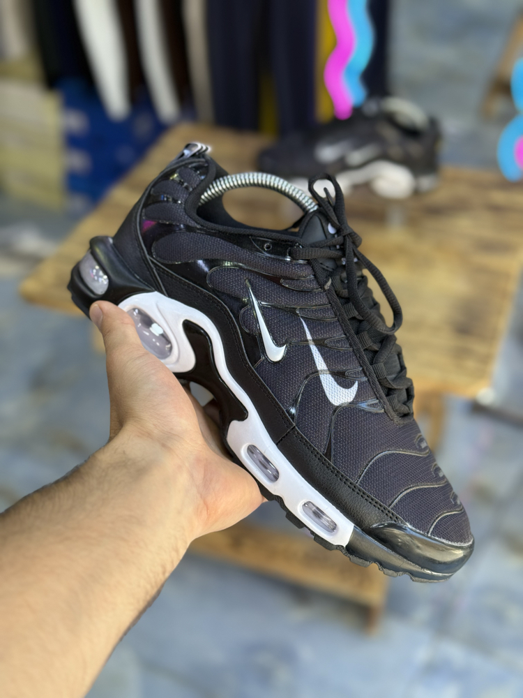 Nike Tn Doubles Up On Stokta 