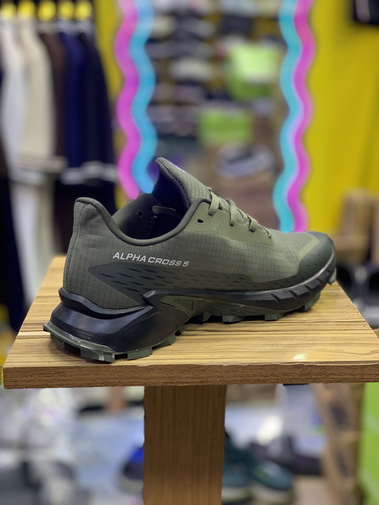 Salamon Alpha Cross 5