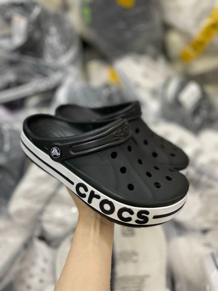 CROCS SİYAH YAN YAZILI (36-45) STOKTA