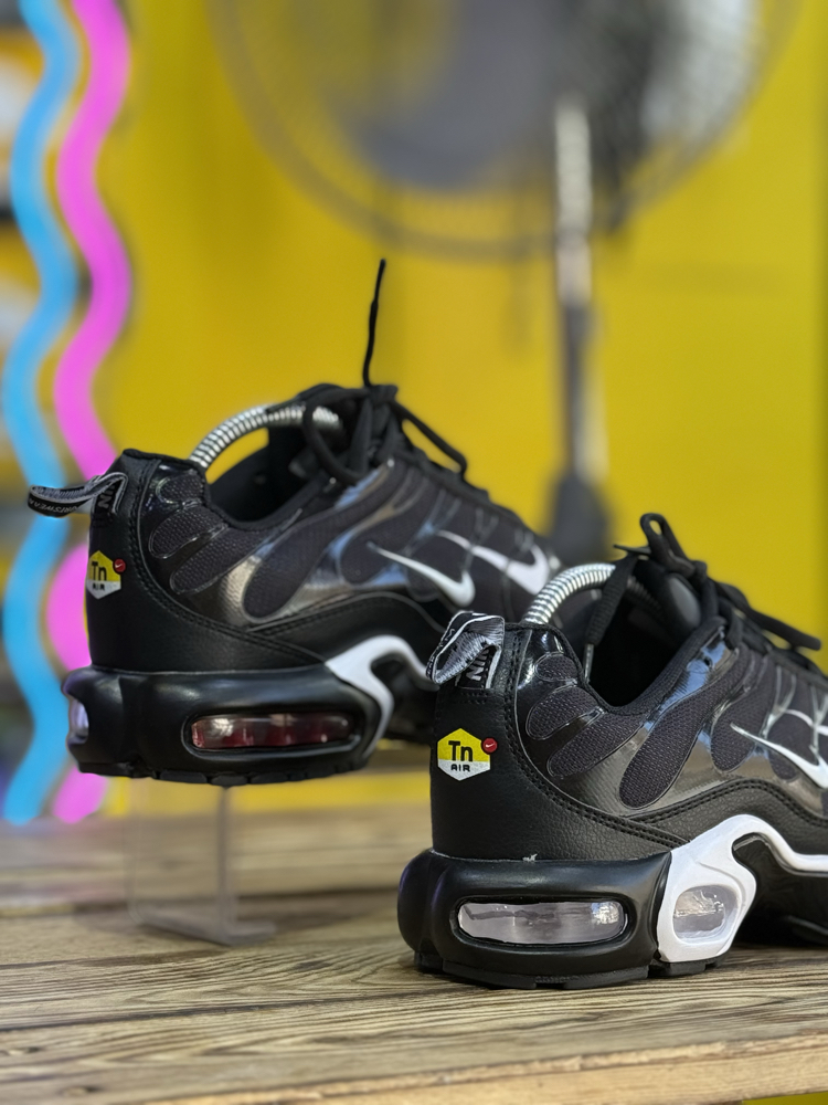 Nike Tn Doubles Up On Stokta 