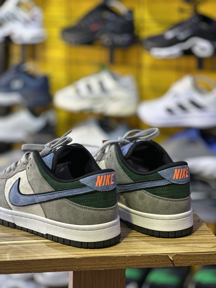 Nike Dunk Low Karagöz Sporda 